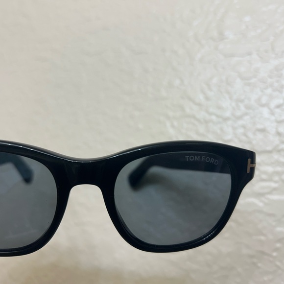 Tom Ford shades - Picture 5 of 5